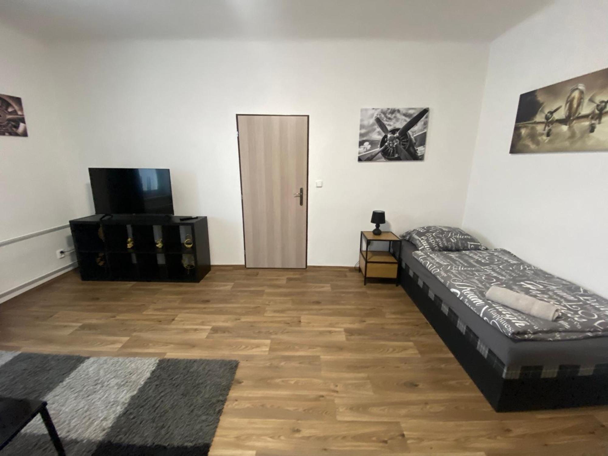 Apartment Cerna Ruze - 3