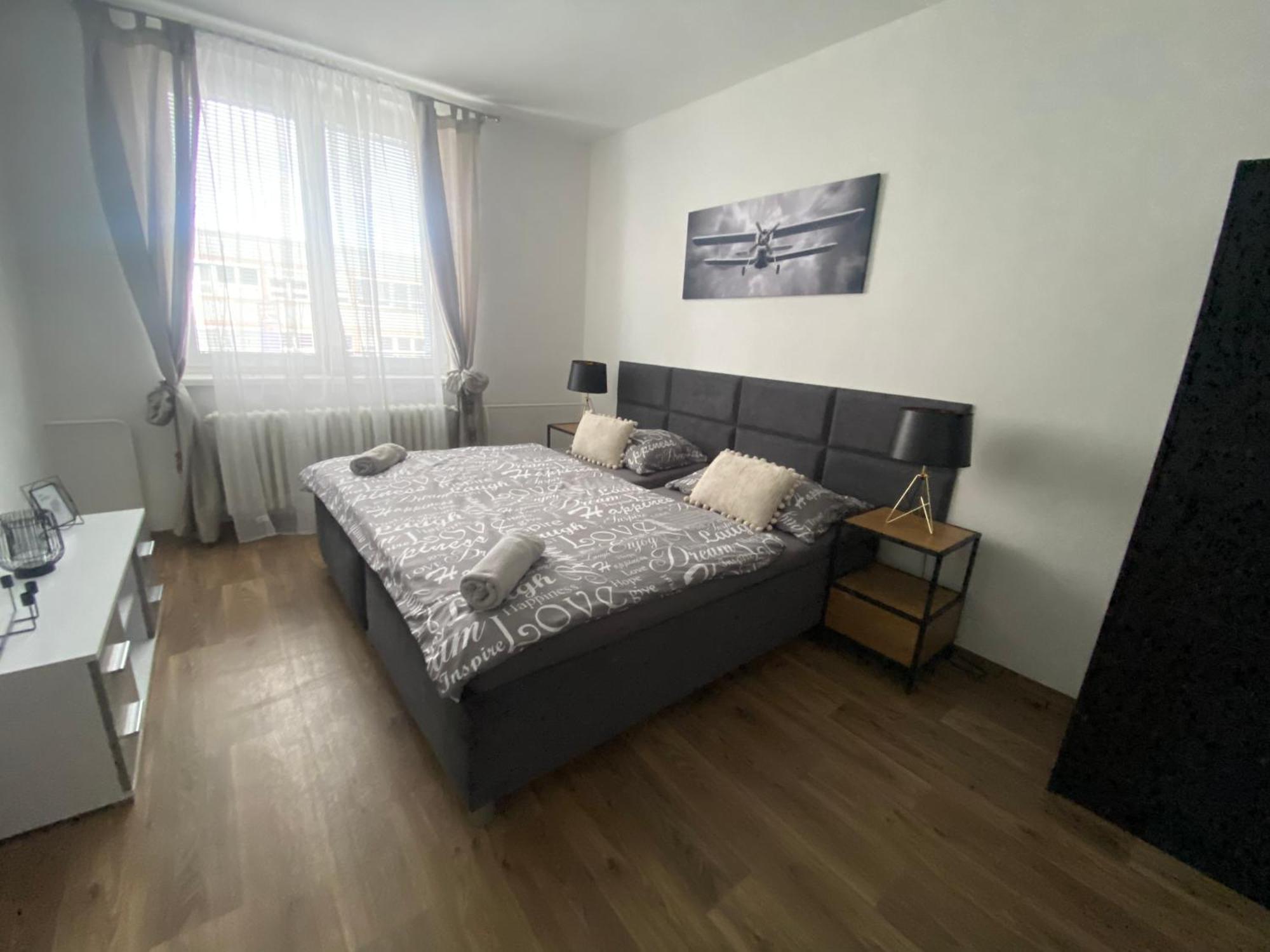 Apartmán Cerna Ruze - 3 *